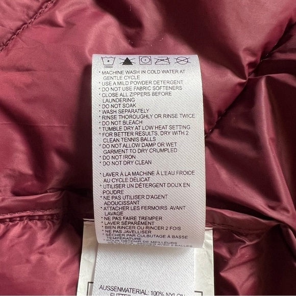 [BNWOT] Lolë Long Lightweight Down Puffer Shell Jacket Burgundy - Size XS - Picture 15 of 16